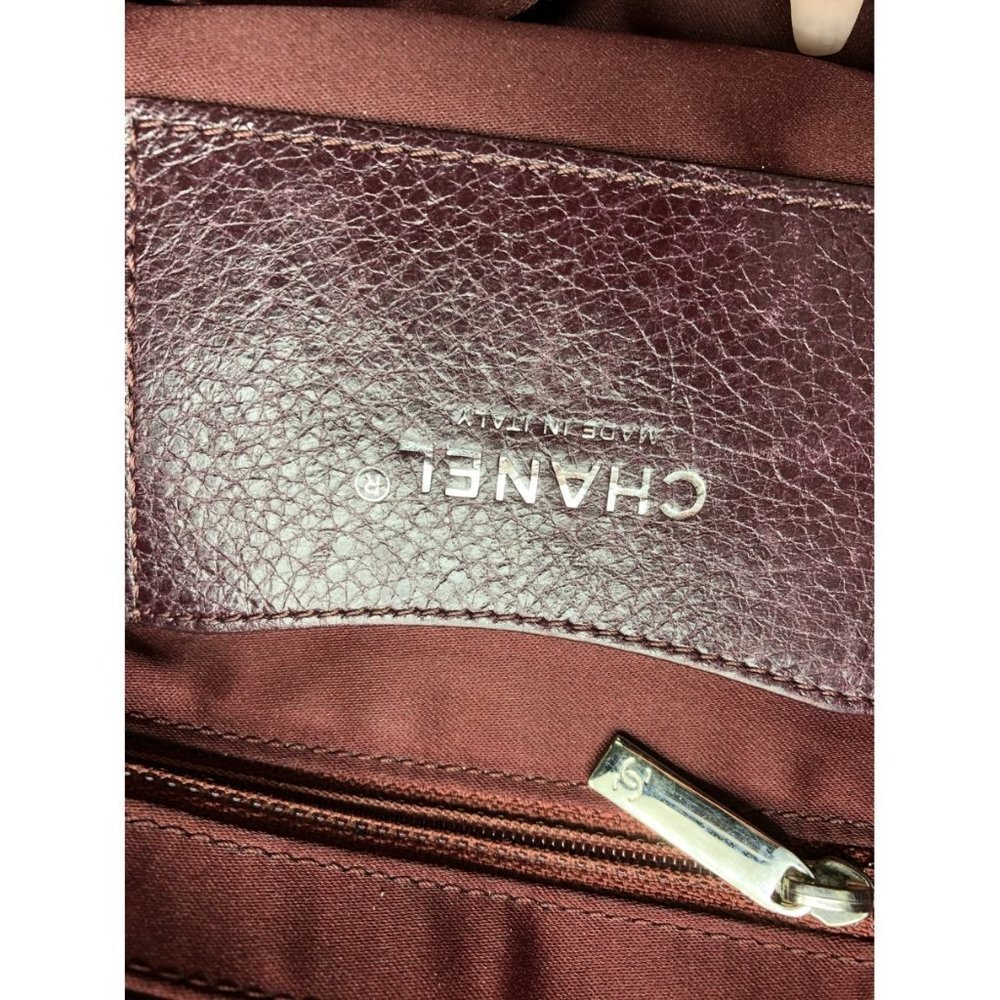 Chanel On The Road Flap - Picture 7 of 10